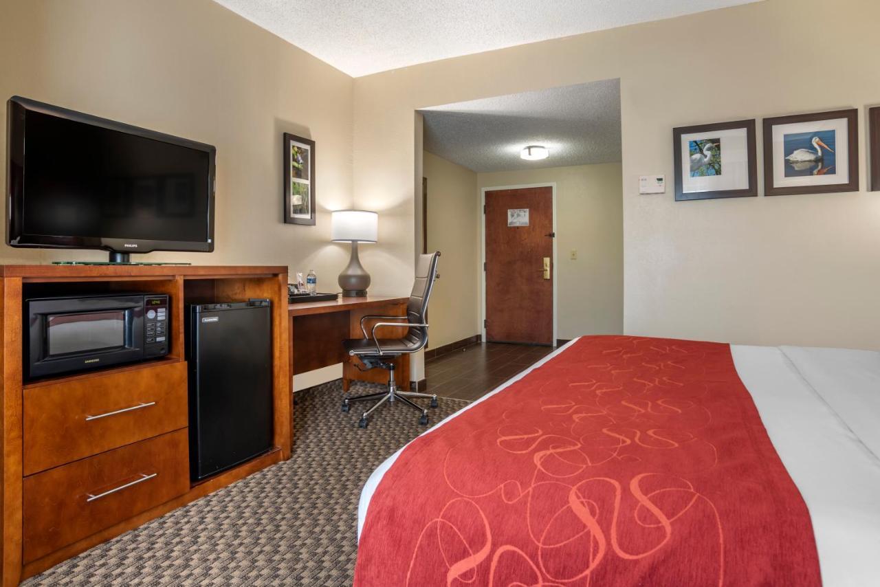 Comfort Suites Tallahassee Capitol - University Area ภายนอก รูปภาพ