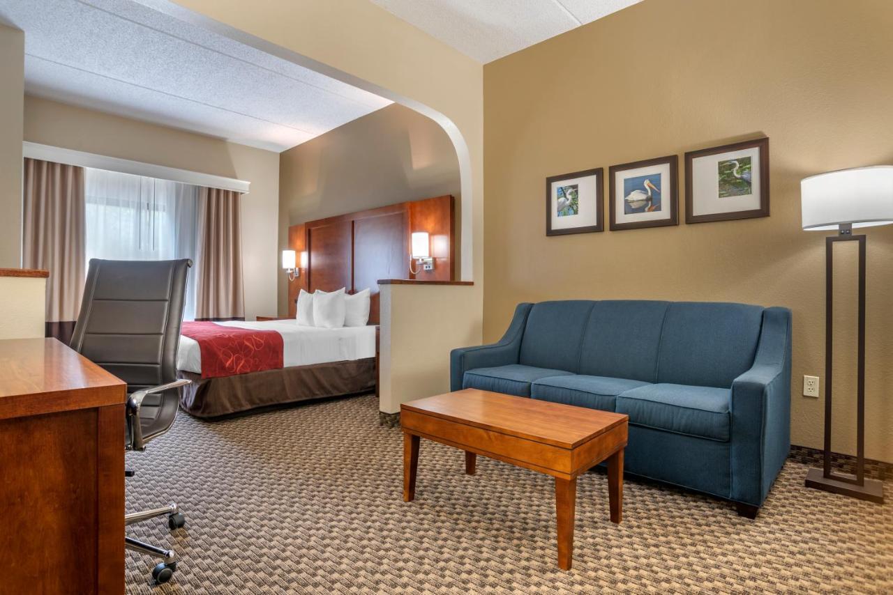 Comfort Suites Tallahassee Capitol - University Area ภายนอก รูปภาพ