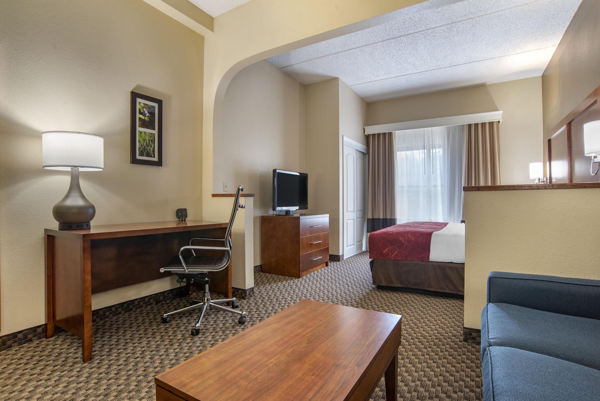 Comfort Suites Tallahassee Capitol - University Area ภายนอก รูปภาพ