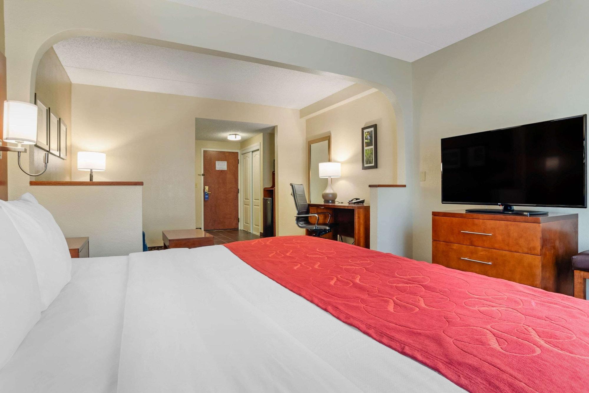 Comfort Suites Tallahassee Capitol - University Area ภายนอก รูปภาพ