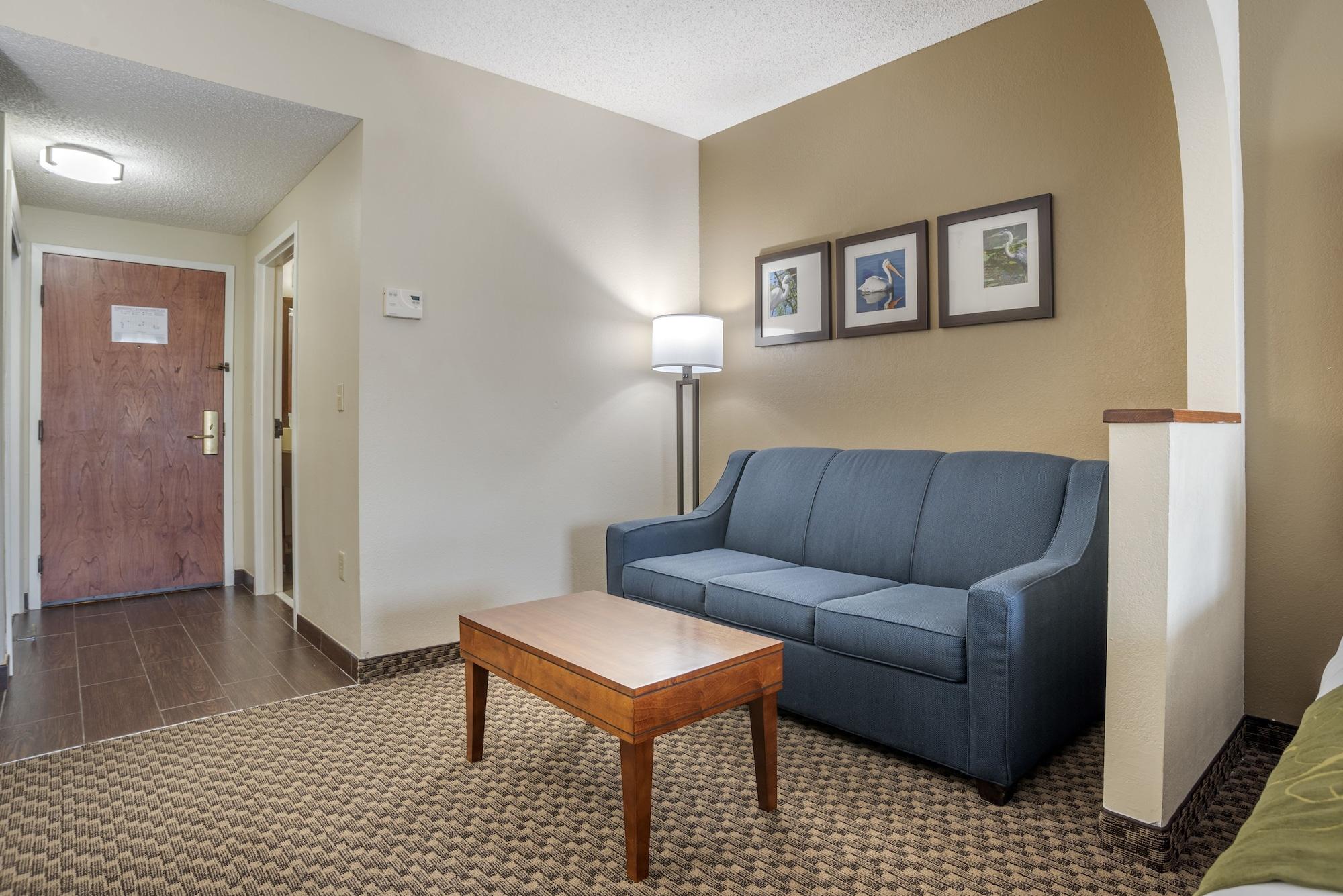 Comfort Suites Tallahassee Capitol - University Area ภายนอก รูปภาพ