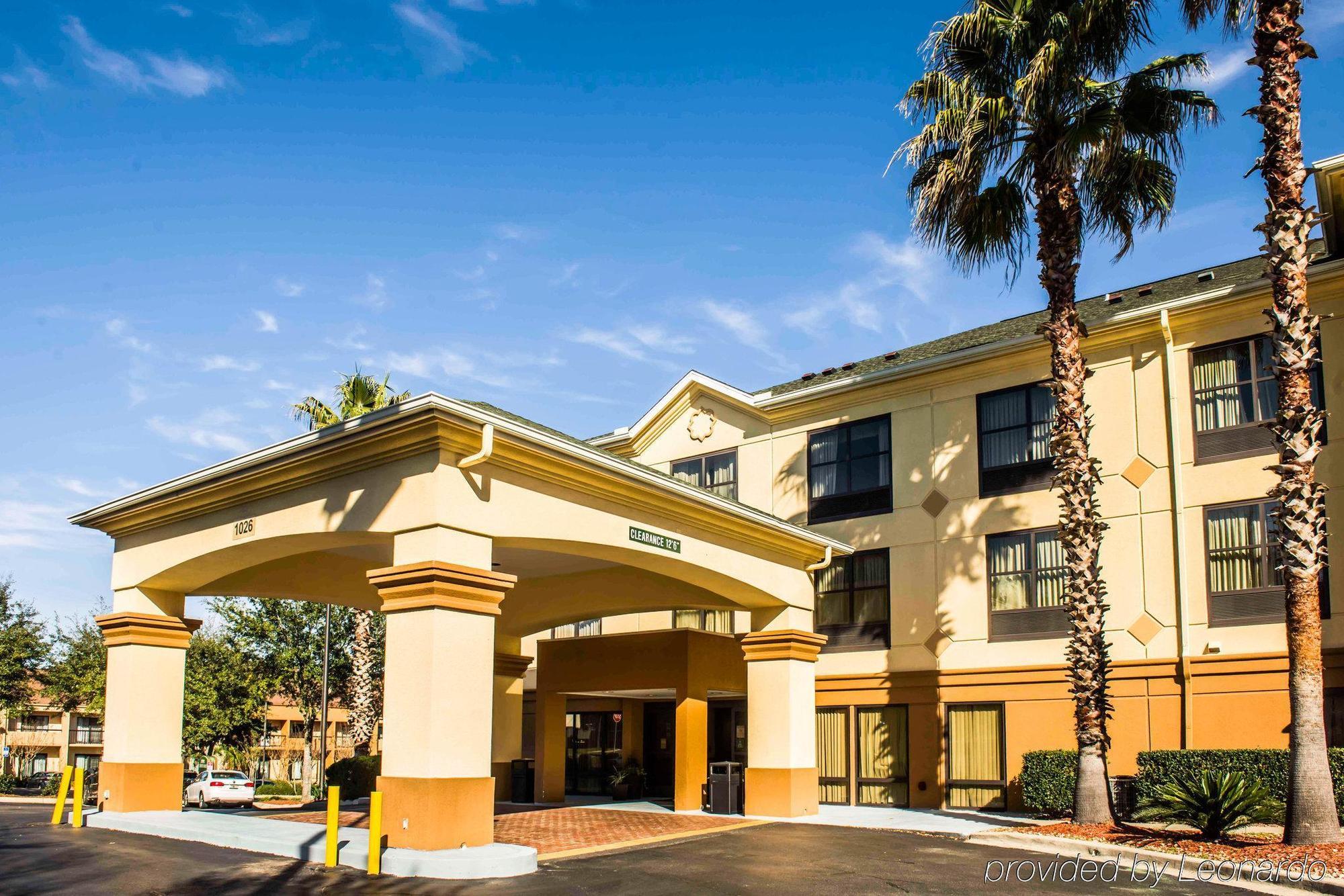 Comfort Suites Tallahassee Capitol - University Area ภายนอก รูปภาพ