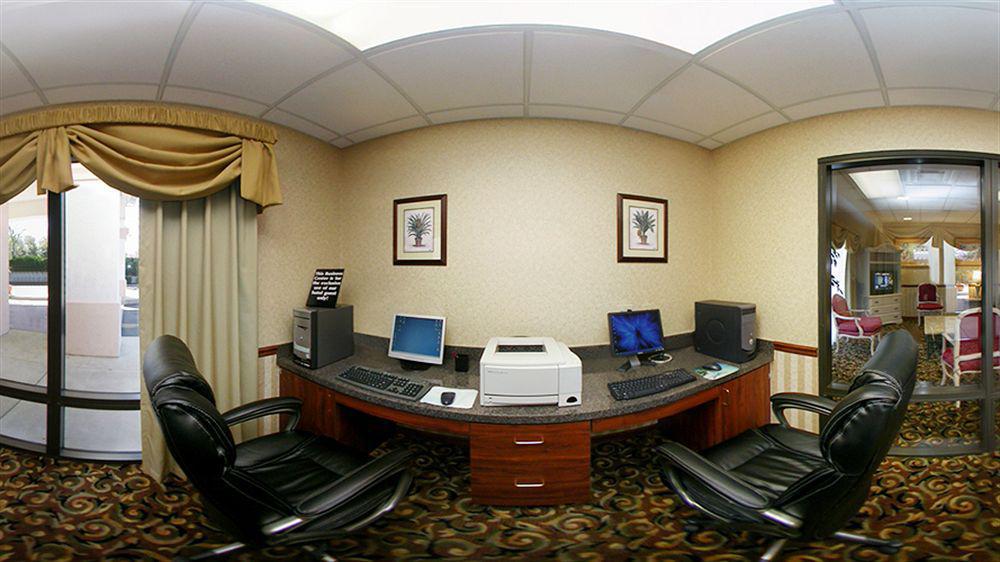 Comfort Suites Tallahassee Capitol - University Area ภายนอก รูปภาพ